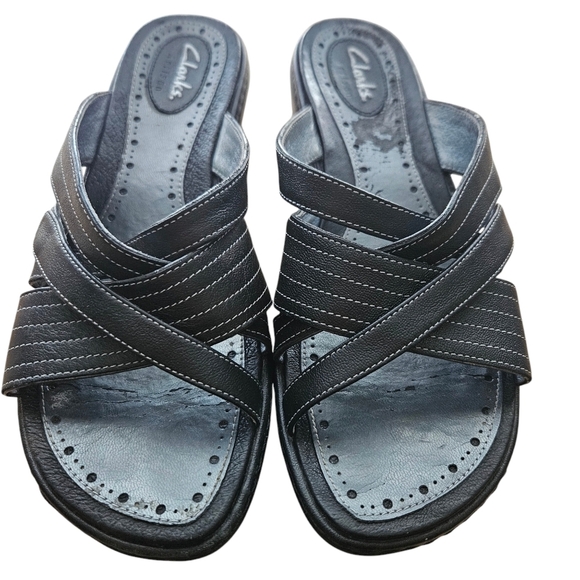 Clarks Shoes - Clarks Size 7.5 Black Slip On Criss Cross Leather Strap Sandals